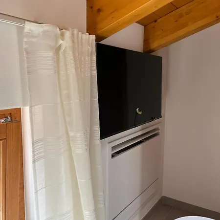 Le Residenze Del Lugana 아파트 *