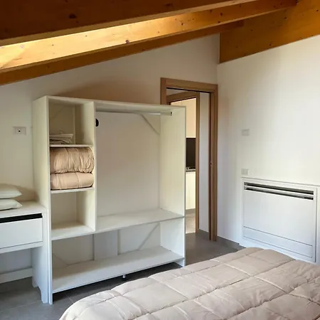 아파트 Le Residenze Del Lugana